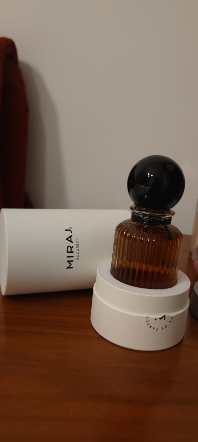 Customer photo review of Miraj Vesper