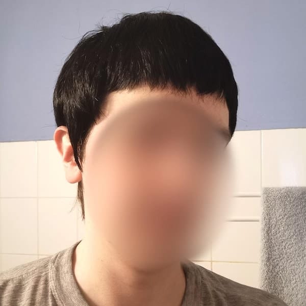 Customer photo review of Men Black Short Straight Short Blunt Bangs Cosplay Thin Wig