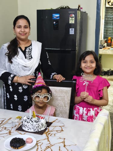 Customer photo review of Ferisha Black Long Modal Kurta