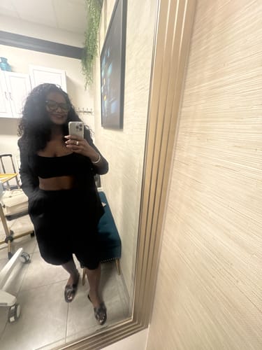 Customer photo review of Linen Bermuda Wide Leg Short