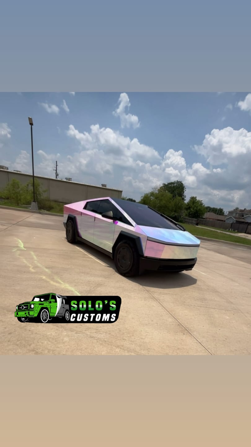 Customer photo review of Opal Chrome White Vinyl Wrap (Non-Stretchable)
