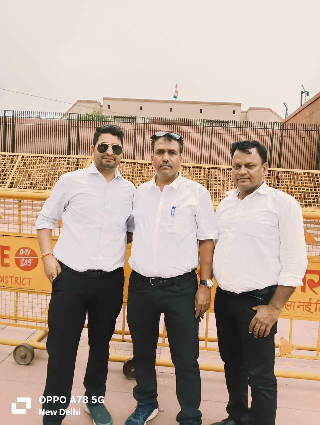 Customer photo review of Snow Field - 100% Cotton Formal White Shirts Pack Of 2 Combo For Men | Uathayam