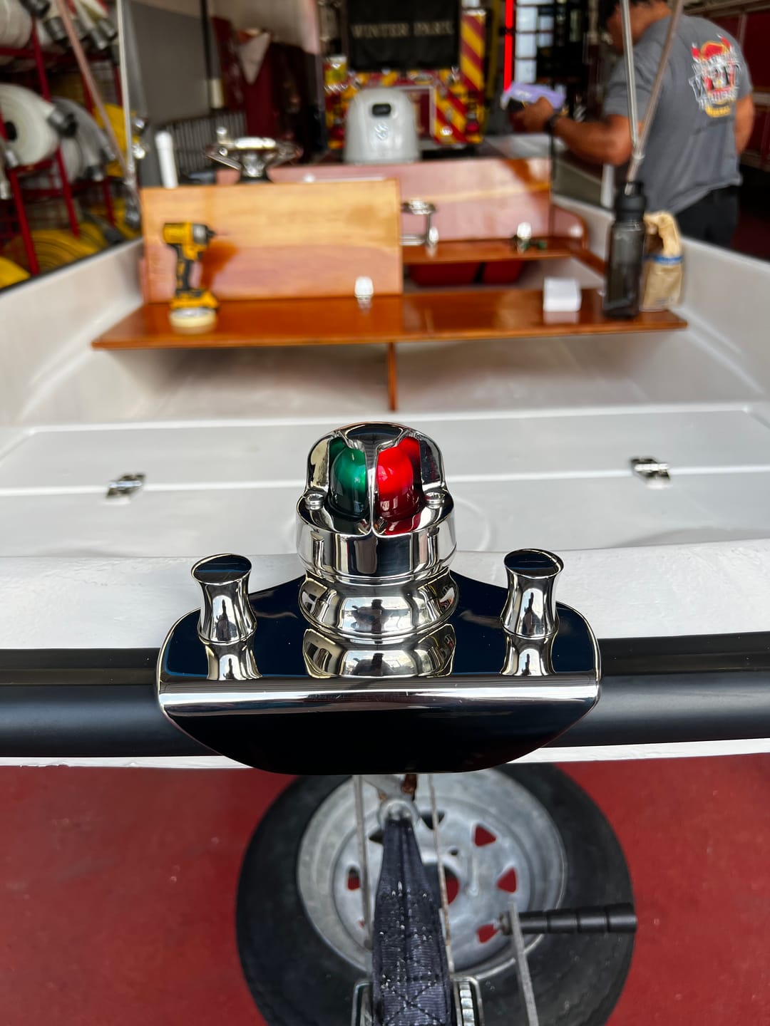 Customer photo review of Boston Whaler Classic Bow Light (1958-1984), Navigation Light With Chock (Led) 316 Stainless *Not Perko*