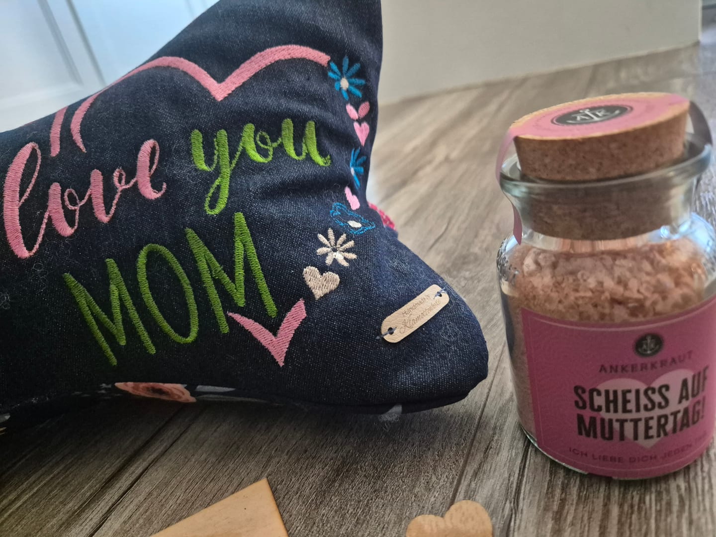 Customer photo review of Kunstleder Labels mit eigenem Schriftzug, verschiedene Farben