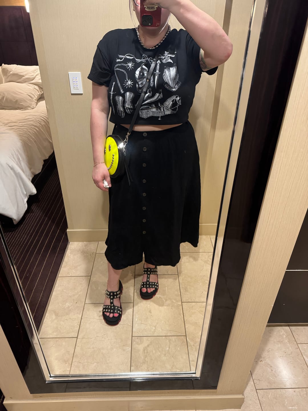 Customer photo review of Virtus Crop Tee