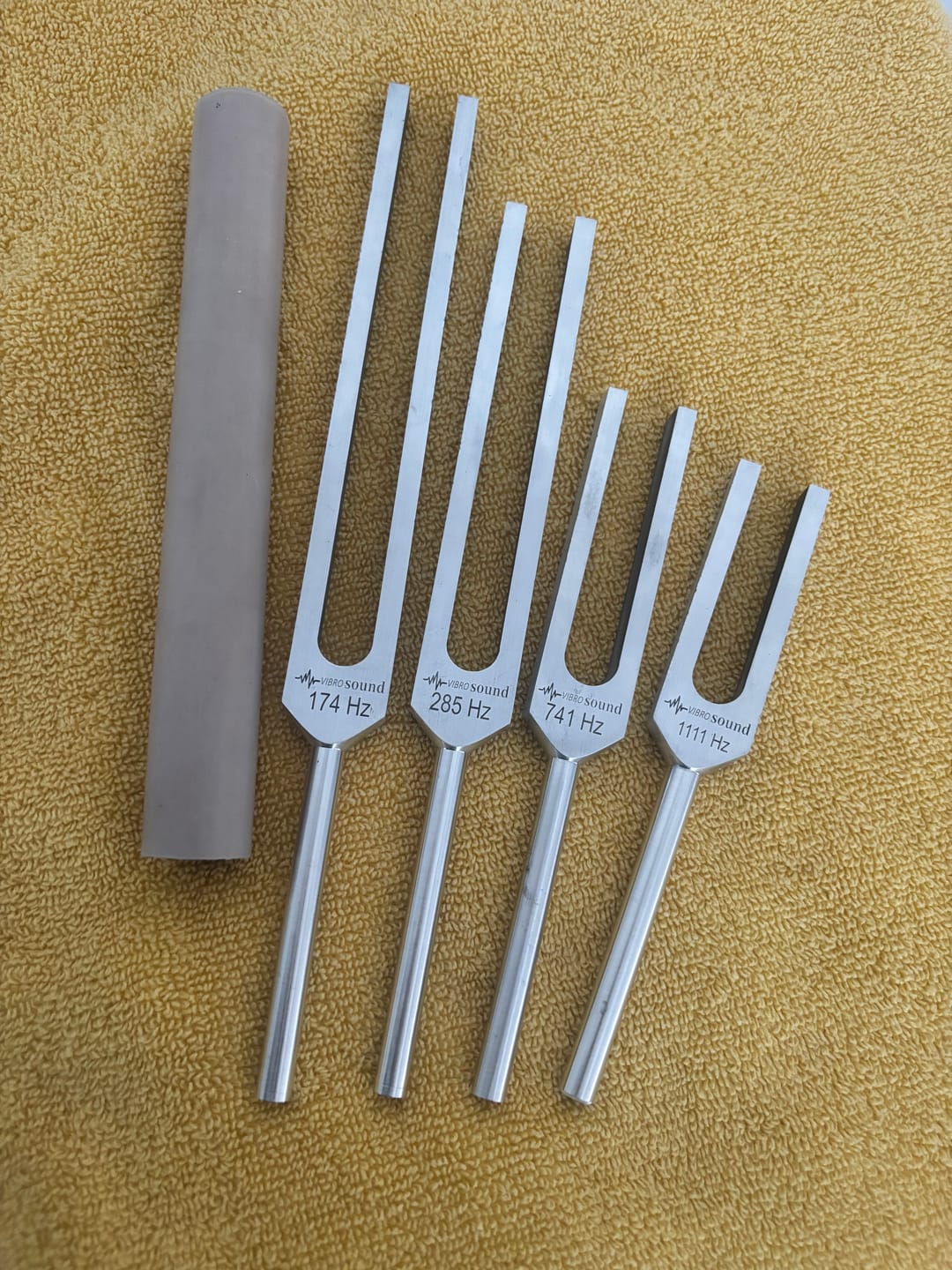 Customer photo review of 1111hz Unweighted Tuning Fork
