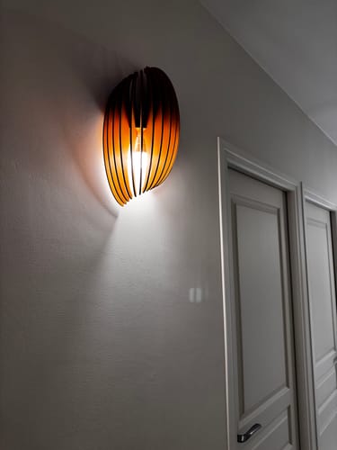 Customer photo review of Assia teinté Chêne | Applique