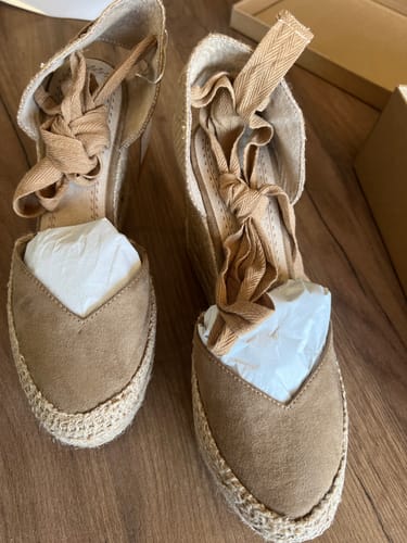 Customer photo review of Anna - Camel
