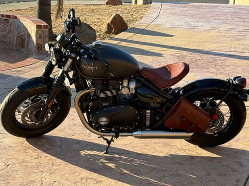 Customer photo review of Triumph Bobber Speedmaster Left Side Solo Bag - TBL01