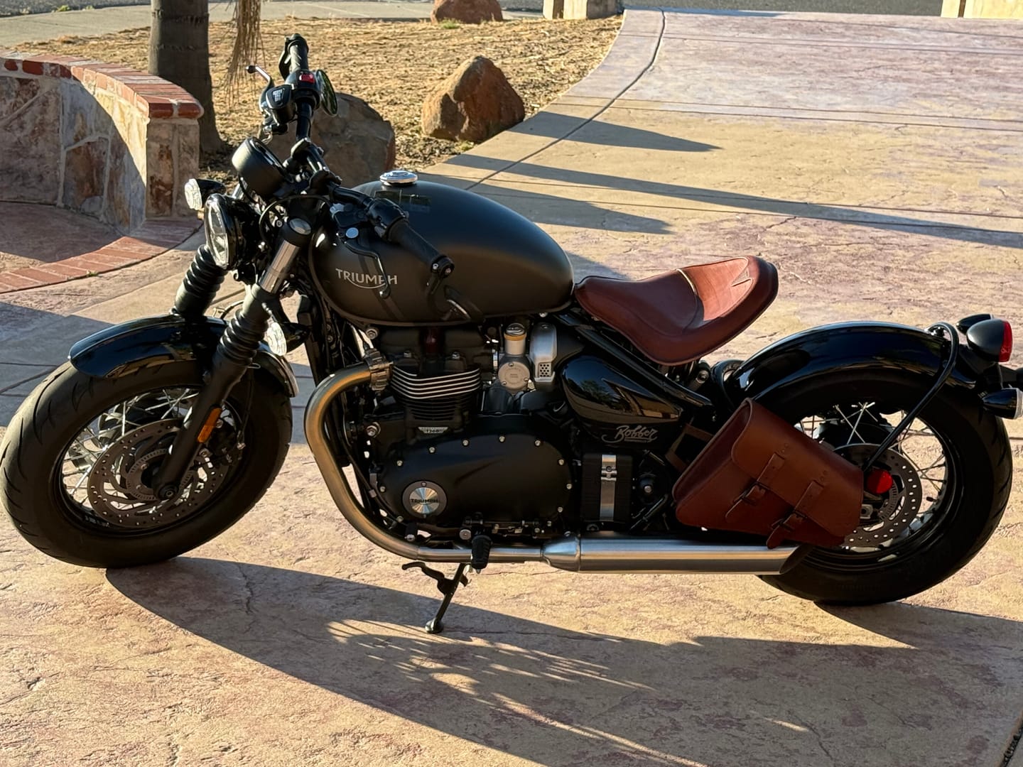 Customer photo review of Triumph Bobber Speedmaster Left Side Solo Bag - TBL01