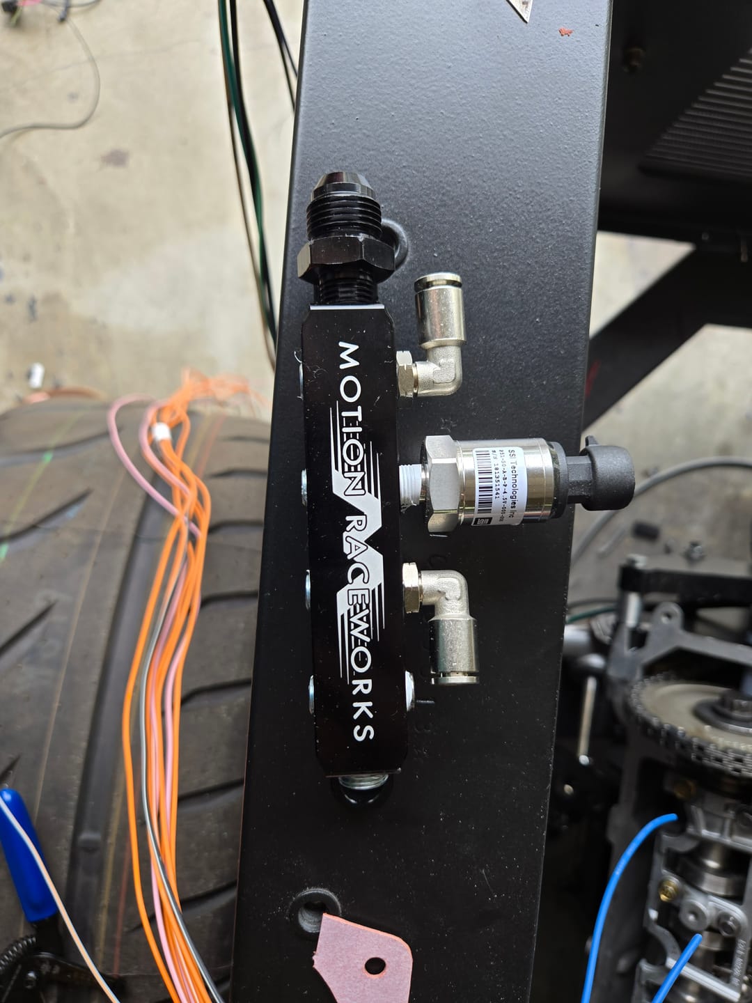 Customer photo review of Motion Raceworks Vacuum Boost Reference Billet Aluminum Distribution Block 18-10020