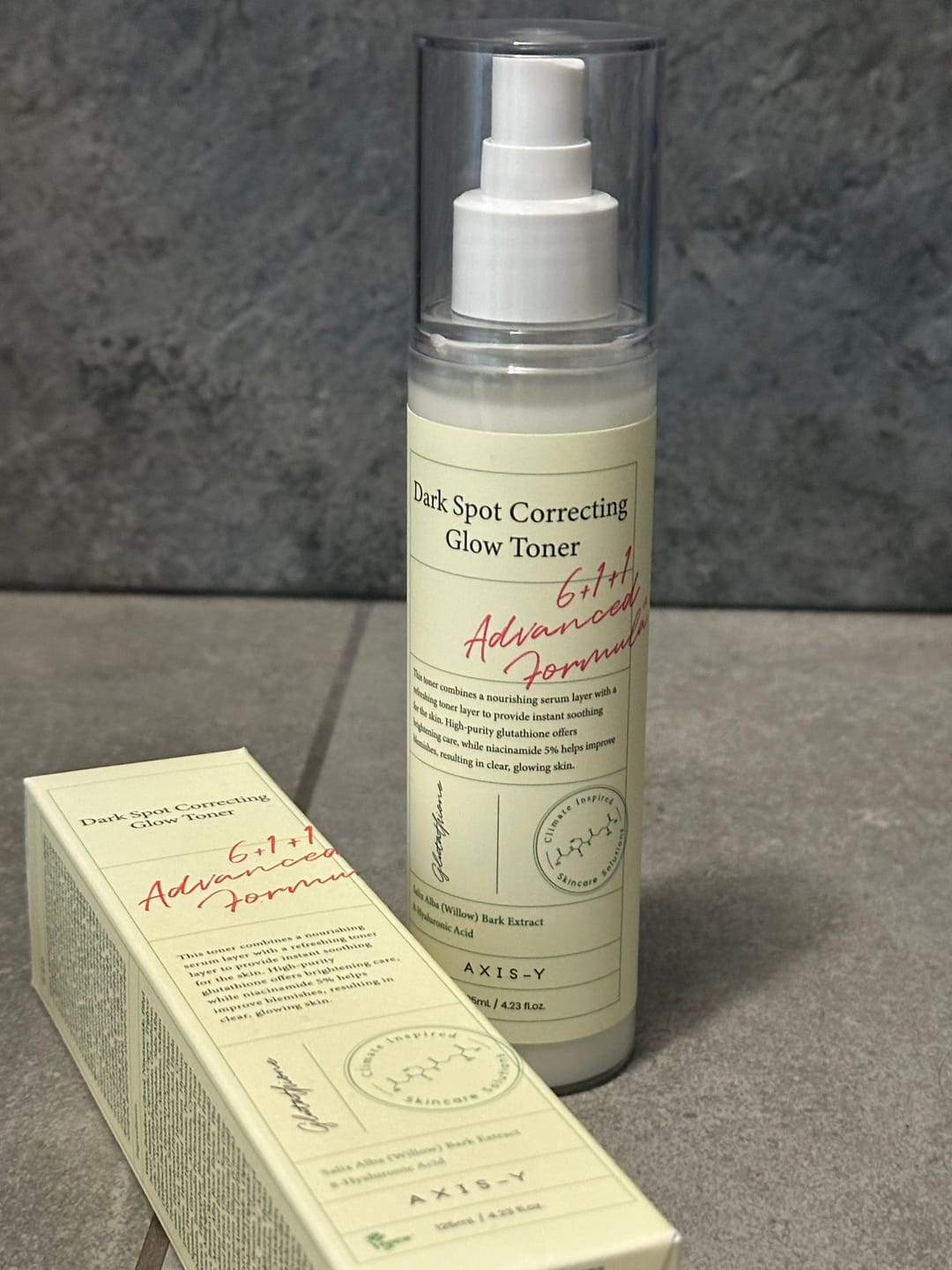 Customer photo review of Balinošs izsmidzināmais toniks Axis-Y Dark Spot Correcting Glow Toner