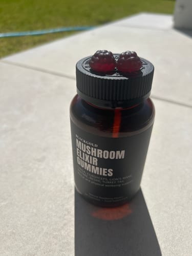 Customer photo review of Mushroom Elixir Gummies