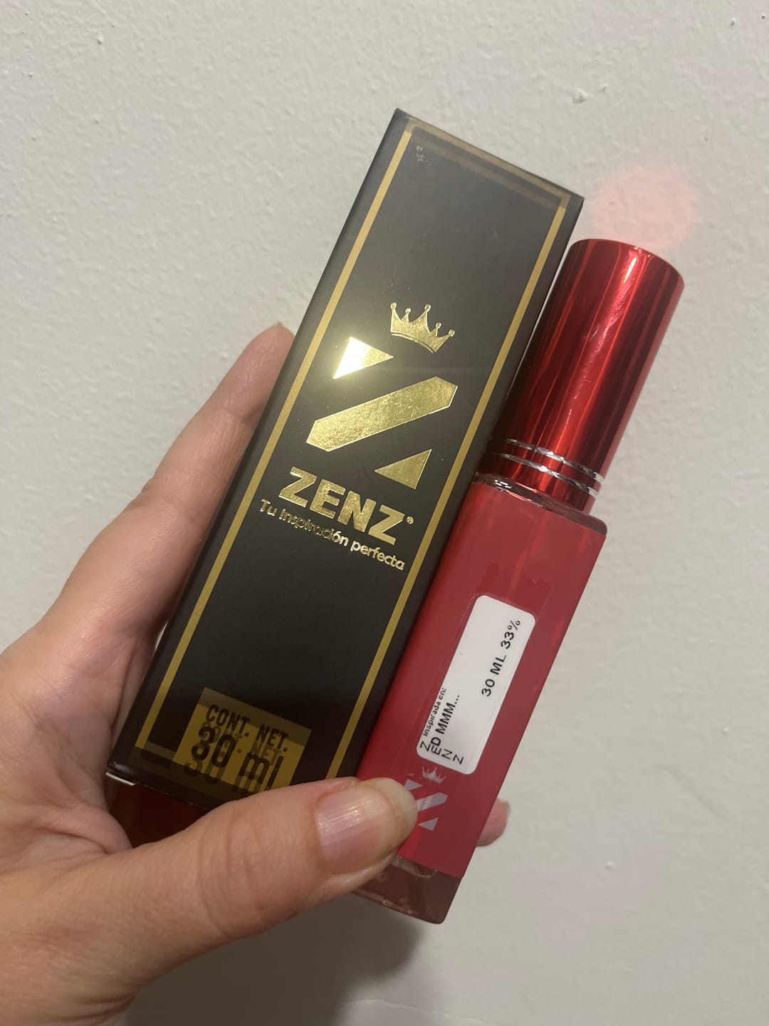 Customer photo review of Perfume Tendencia D MMMM… Julieta Has a Gun NUEVO OCTUBRE 2024 zenz