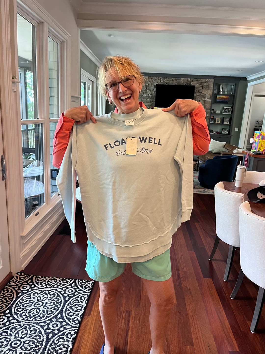Customer photo review of Floats Well With Others