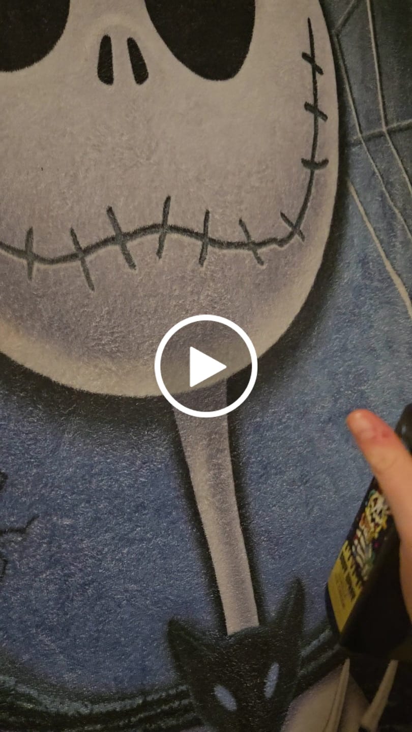 Customer video review of Frozen Fright Body Spray