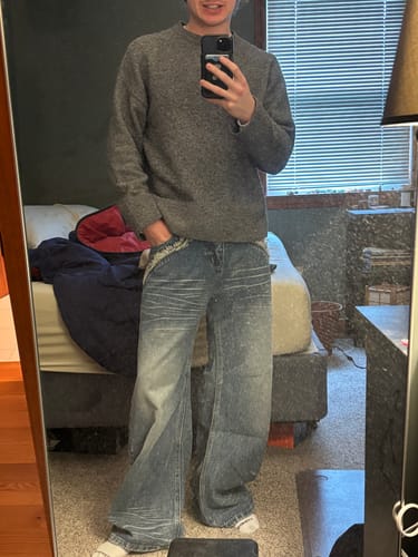 Customer photo review of American Vintage Washed Frayed Denim Jeans