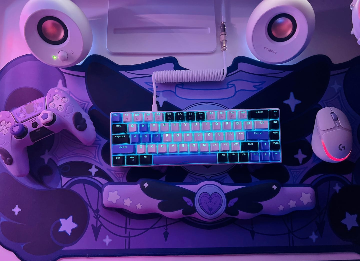 Customer photo review of GeekShare Dark Star Wings Mouse Pad