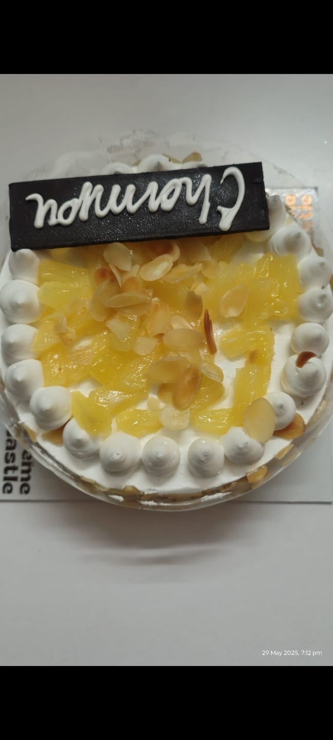 Customer photo review of Exotic Pineapple