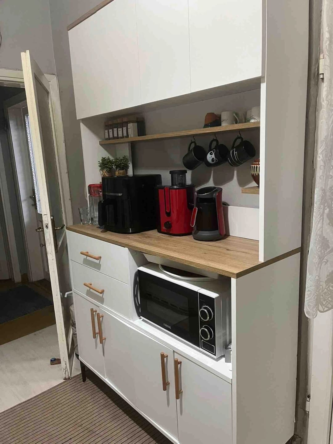 Customer photo review of Rani JE179 Çok Amaçlı Dolap 8 Kapaklı 2 Çekmeceli Kiler Mutfak Dolabı Beyaz - Sepet Ceviz