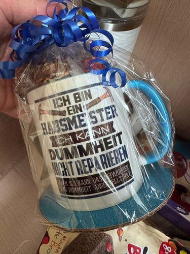 Customer photo review of Hausmeister Tasse Geschenk Lustiger Spruch Ich Bin Hausmeister Facility Manager Ich Kann Dummheit Nicht Reparieren