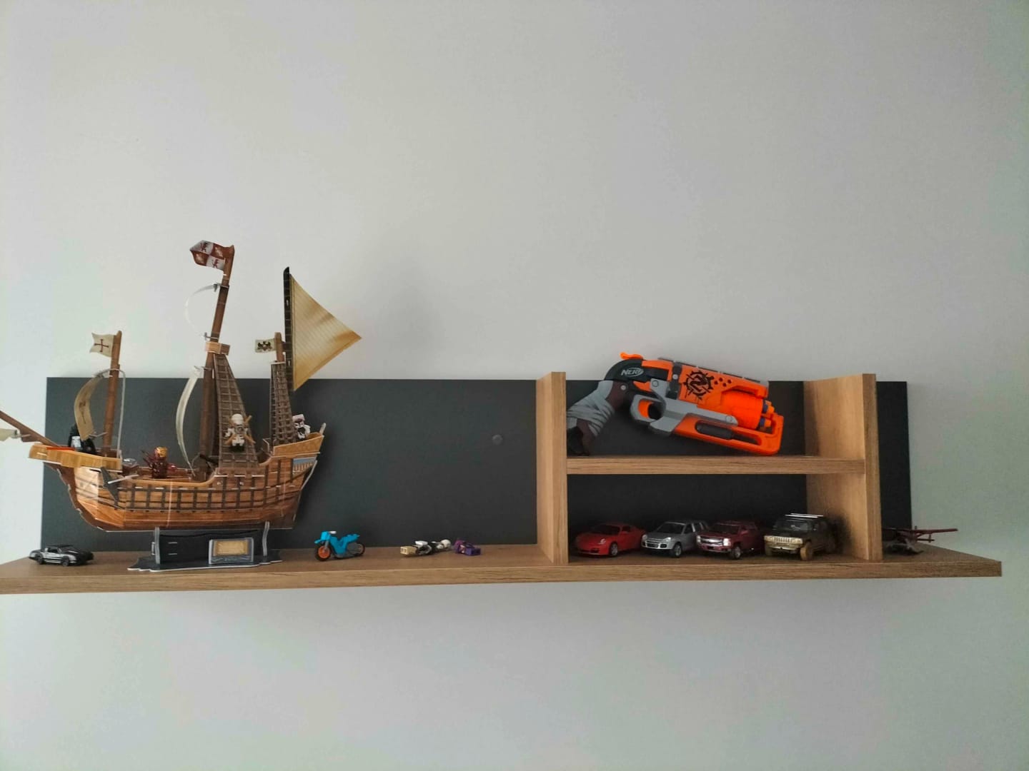 Customer photo review of Rani HA115 Çekmeceli Kitaplıklı Çalışma Ofis Bilgisayar Masası Sepet Ceviz - Antrasit