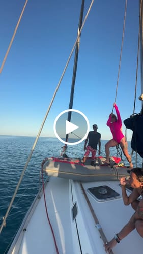 Customer video review of Luna Neon Pink Long Sleeve