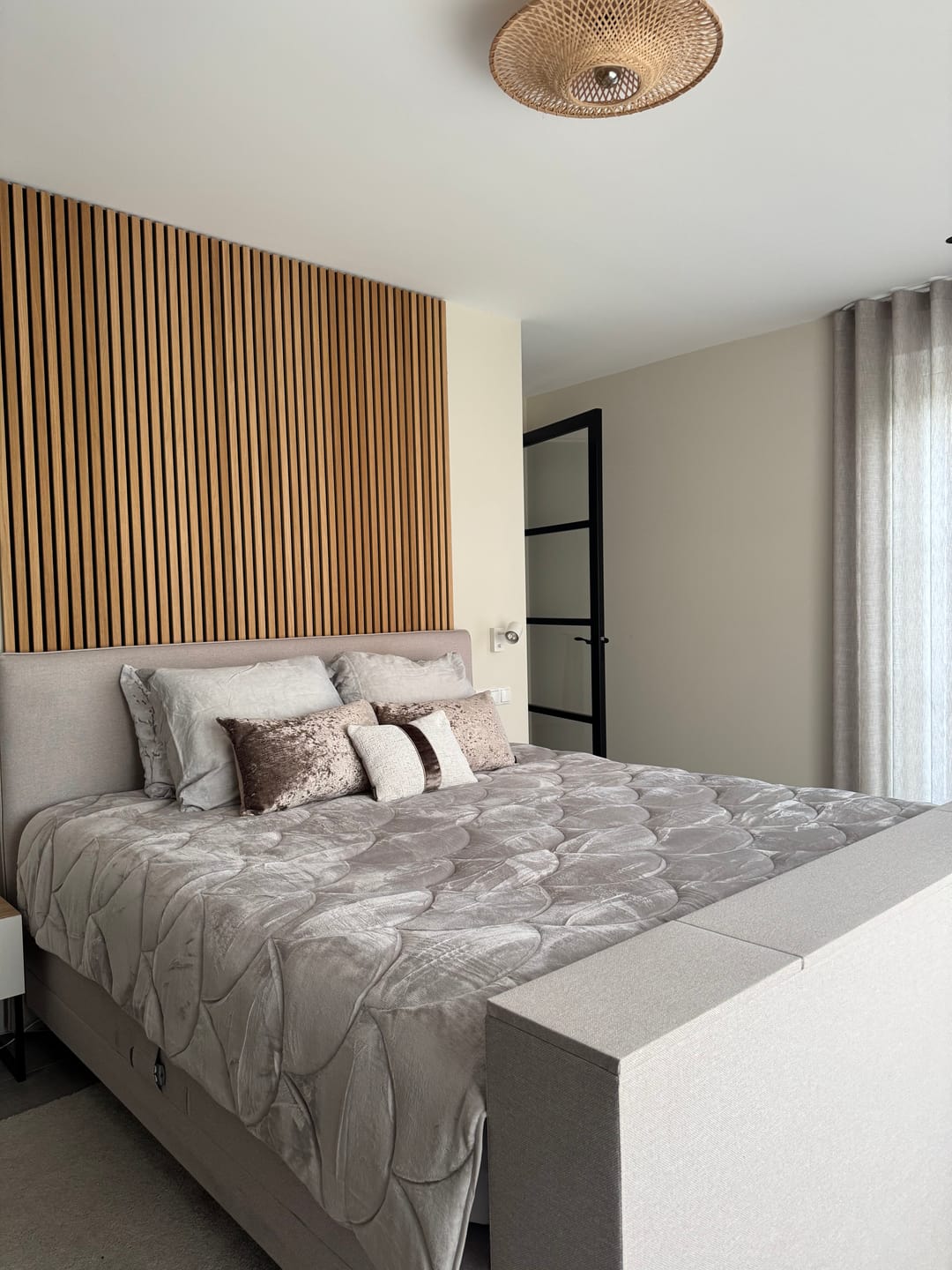 Customer photo review of Dekbed Zonder Overtrek Velvet™ Stone Grey