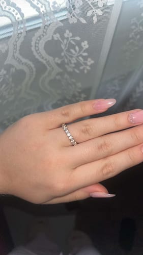 Kundenbewertung mit Foto zu Amia Ring