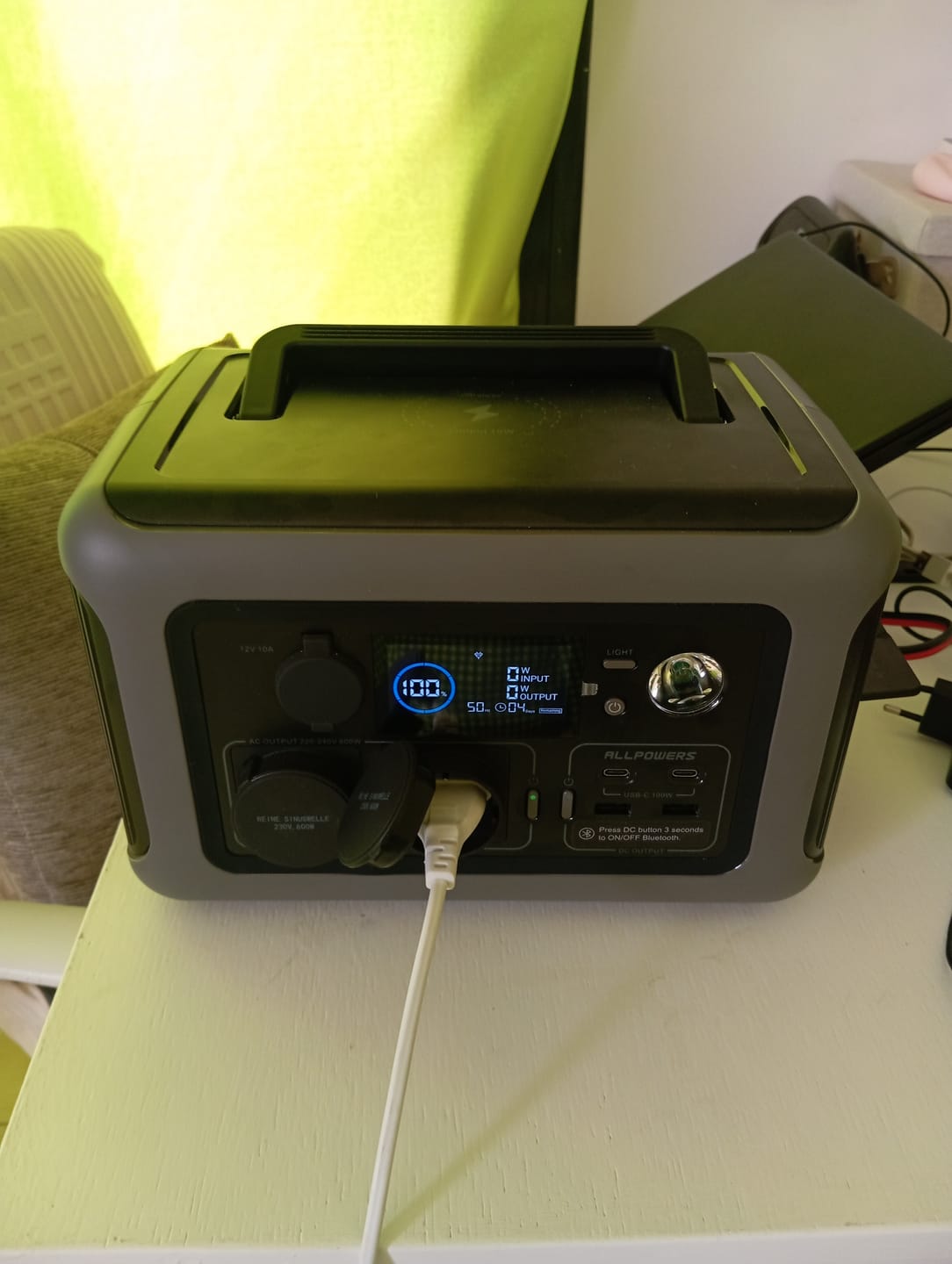 Customer photo review of ALLPOWERS R600 Estación de Energía Portátil 600W 299Wh Batería LiFeP04