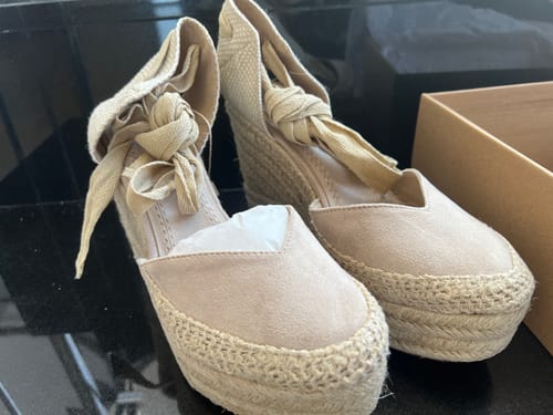 Customer photo review of Anna - Arena