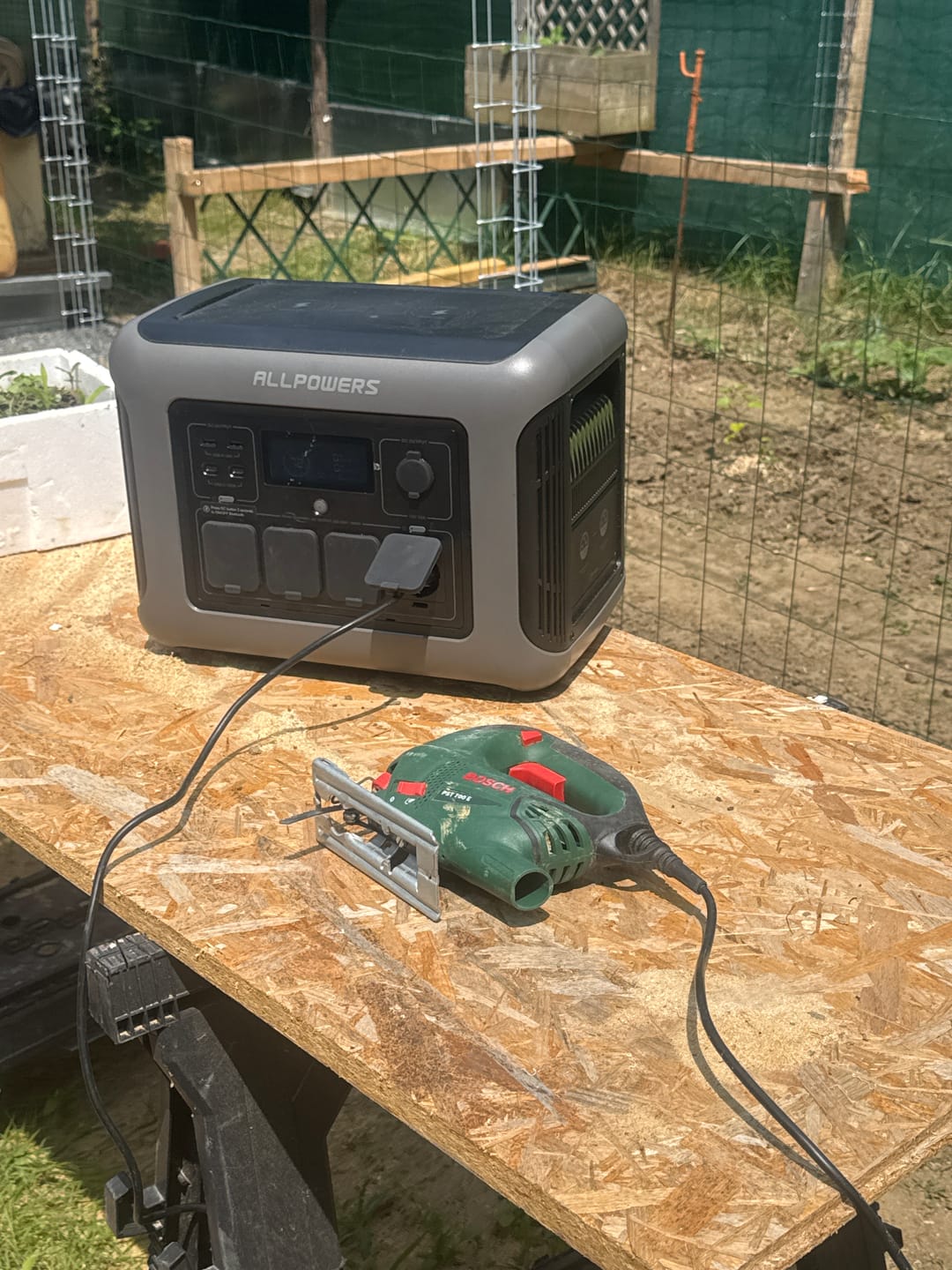Customer photo review of ALLPOWERS R1500 Station électrique portable 1800W 1152Wh Batterie LiFeP04