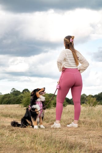 Customer photo review of Ribbed Leggings - Pink