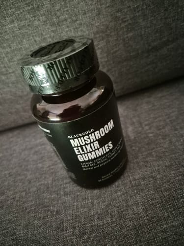 Customer photo review of Mushroom Elixir Gummies