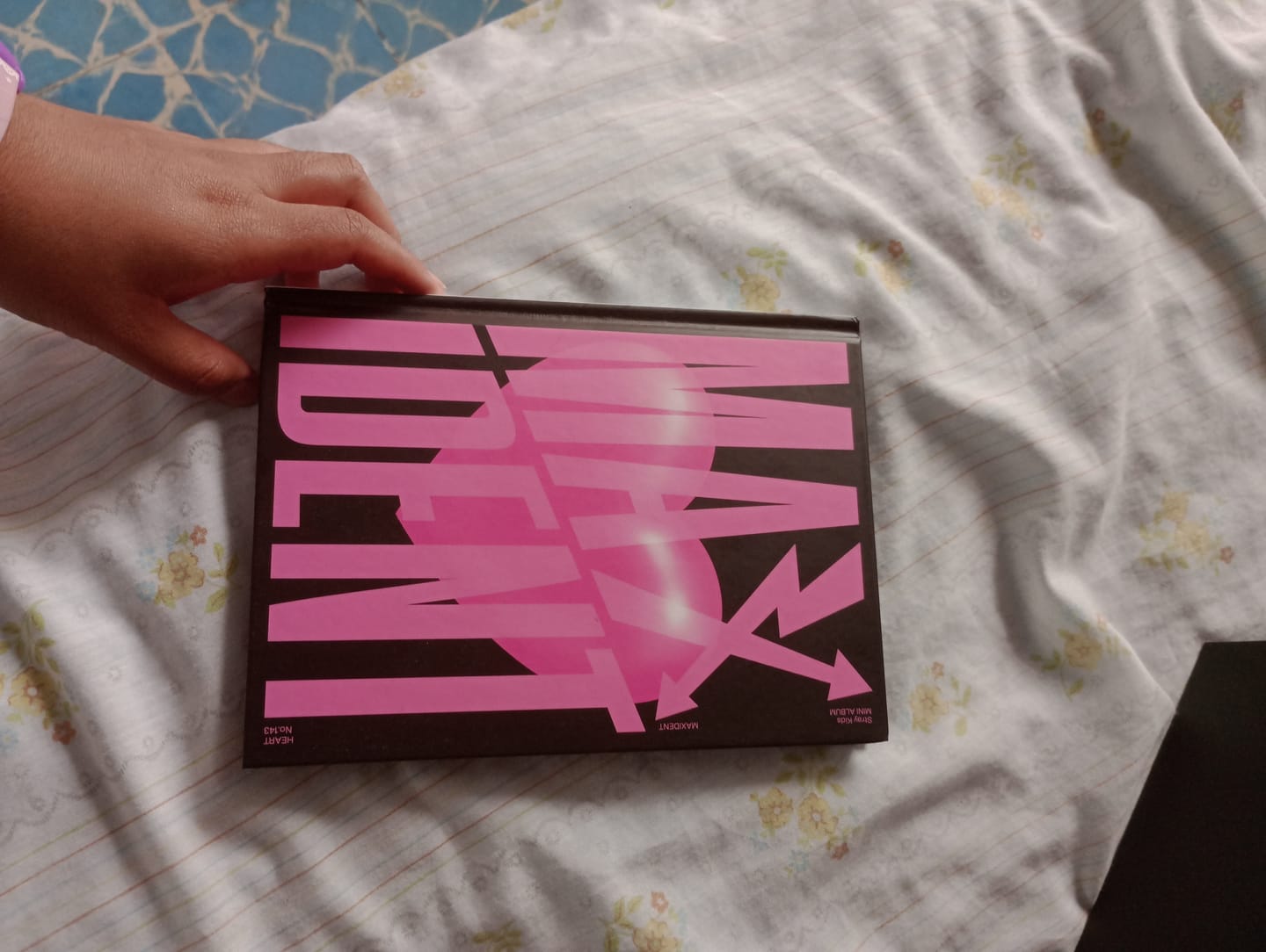 Customer photo review of STRAY KIDS - 7TH MINI ALBUM MAXIDENT STANDARD EDITION