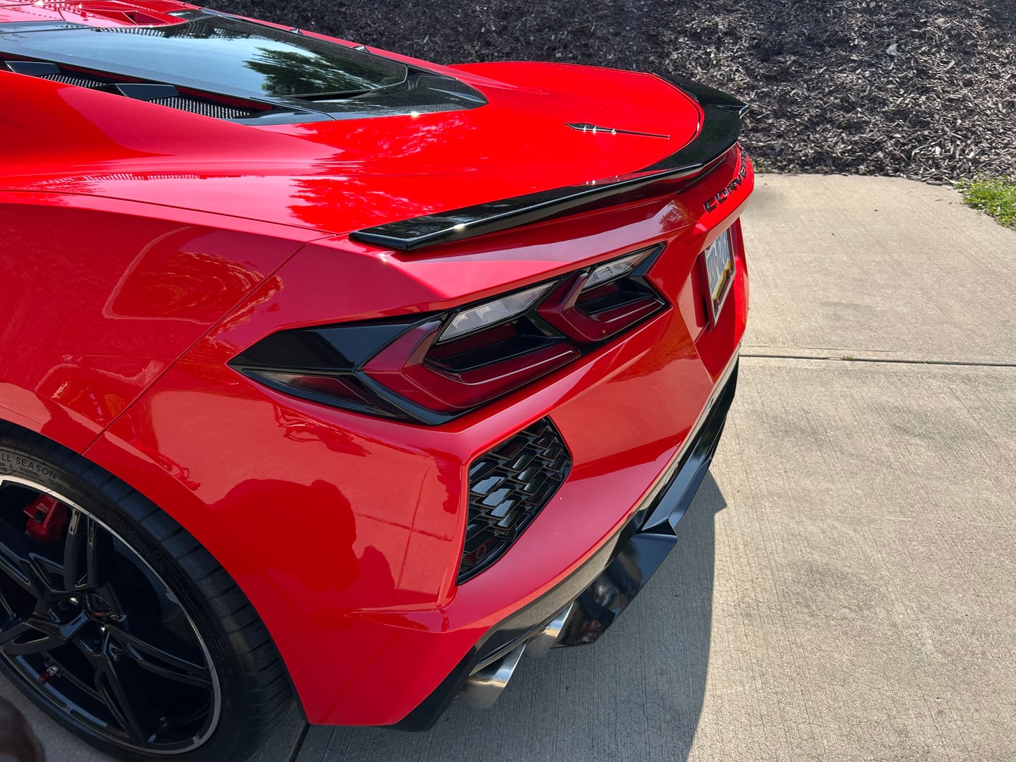 Customer photo review of Chevrolet Corvette C8 Low Profile Rear Lid Spoiler