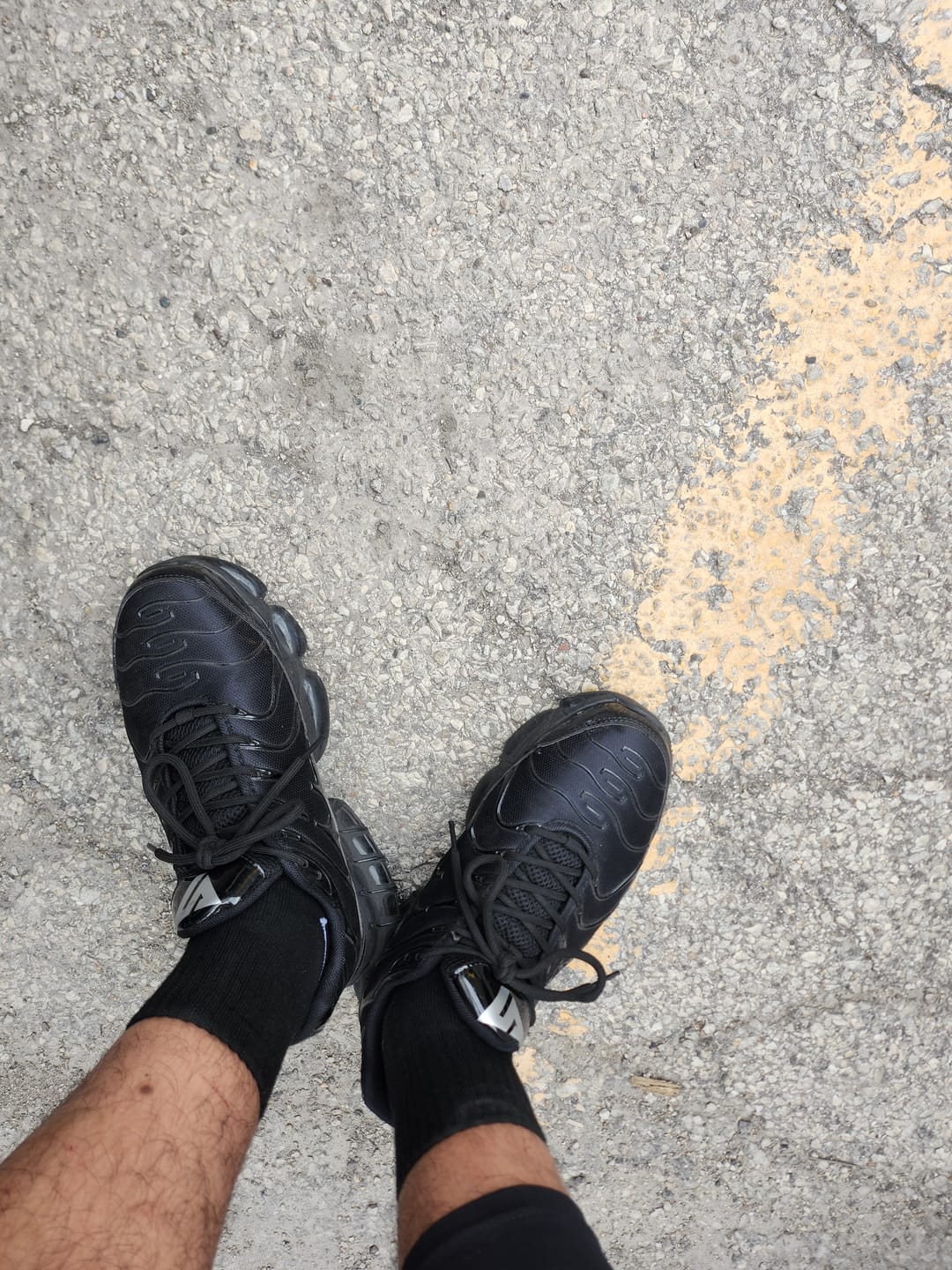 Customer photo review of Maven Lightweight Steel Toe Safety Shoes