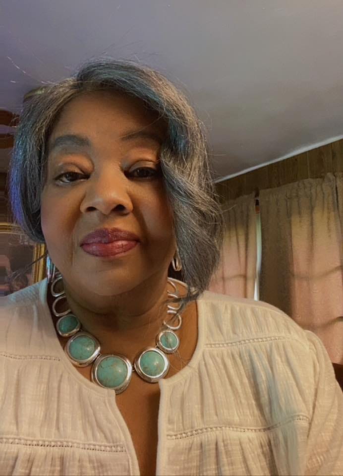 Customer photo review of Luvwin 5x5 Salt And Pepper Glueless Gray Color Pre-Cut Lace Layered Cut Straight Bob Wig 100% Human Hair