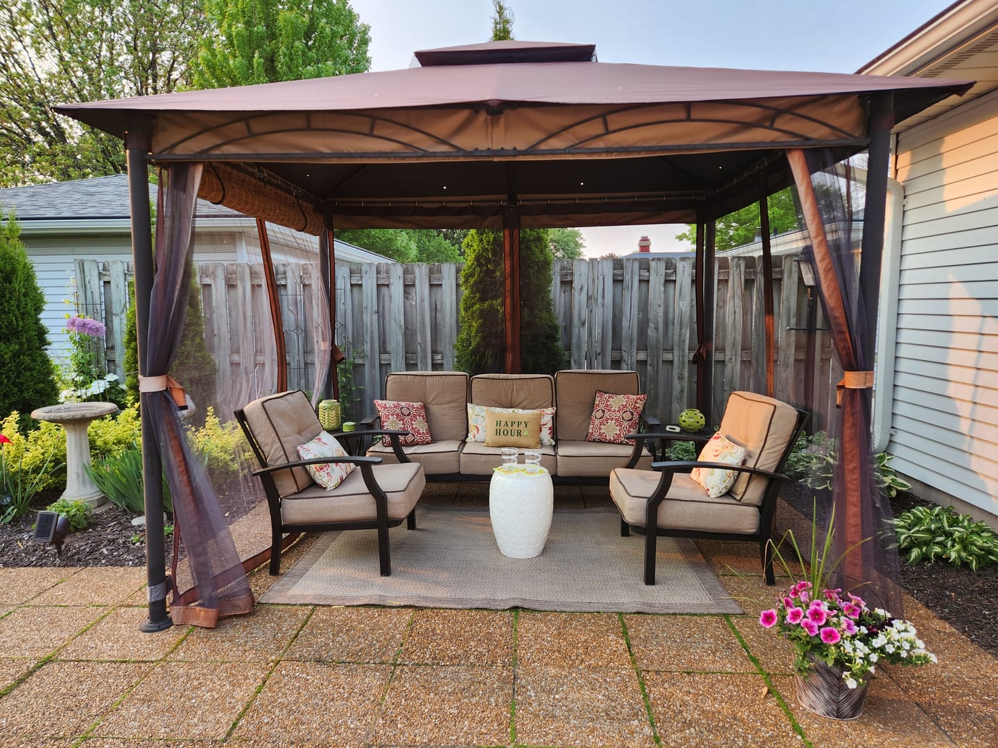 Customer photo review of Shade N' Shelters 9' x 11' Gazebo - Main Canopy + Roof Vent Canopy