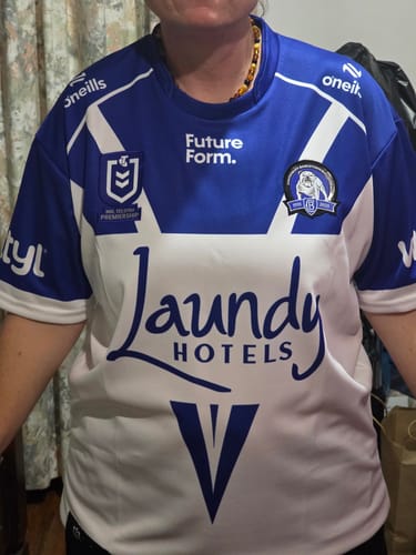 Customer photo review of 2025 Canterbury-Bankstown Bulldogs Home Jersey