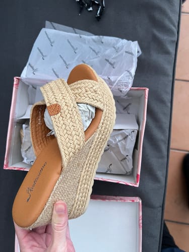 Customer photo review of Mia – Crossed Elegance