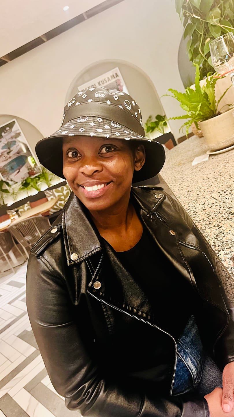Customer photo review of Billy Bucket Hat