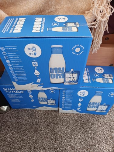 Customer photo review of MYOM 1L Original Oat Milk Blend Case