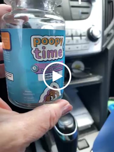 Customer video review of Poopy Time Debloat & Detox Gummies
