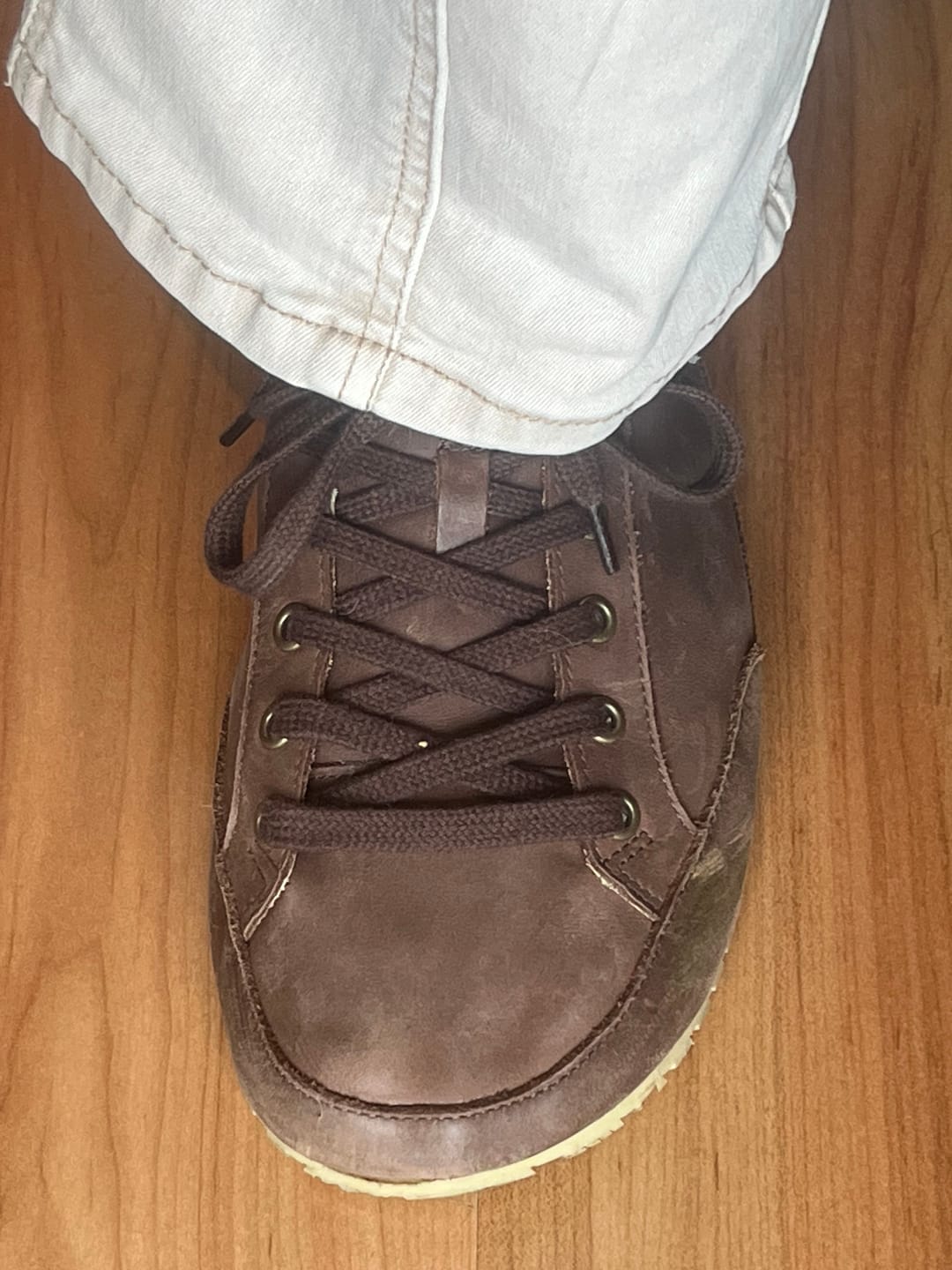 Customer photo review of Zapatilla A1. Café