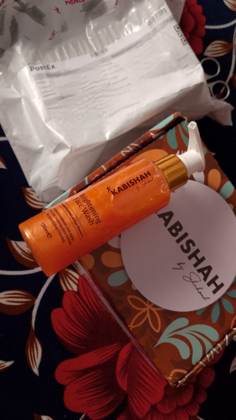 Customer photo review of Vitamin C Brightening Face Wash