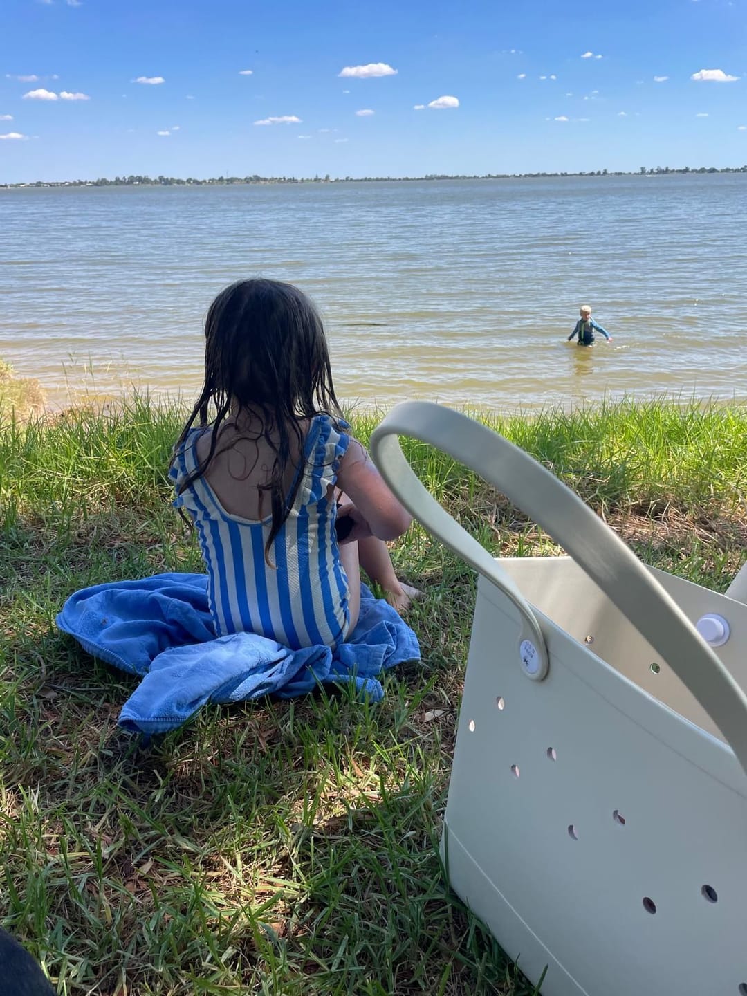 Customer photo review of Maxi Tribe Bag in Sand Dune