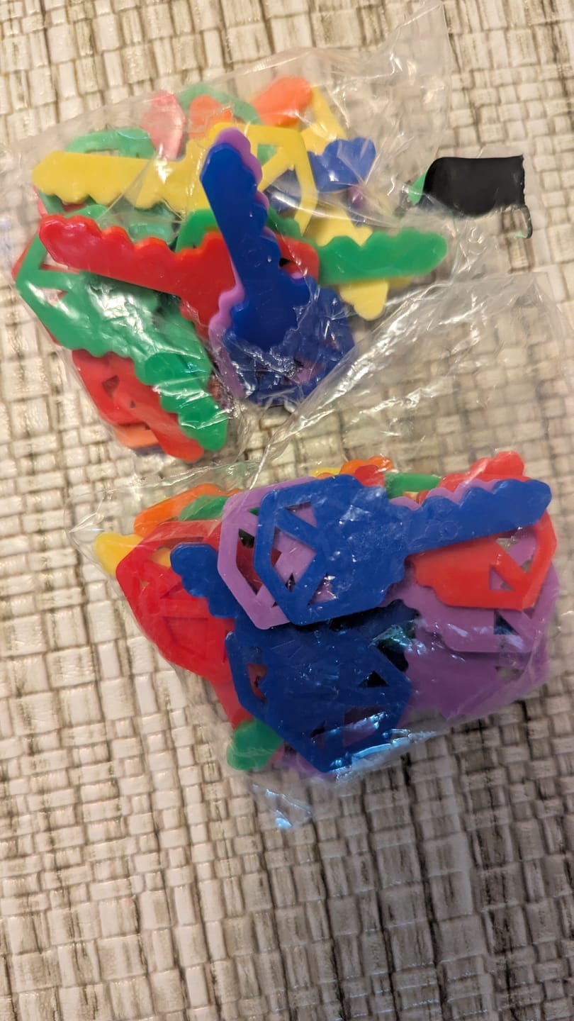 Customer photo review of Plastic Birdie Keys - 24 Pack