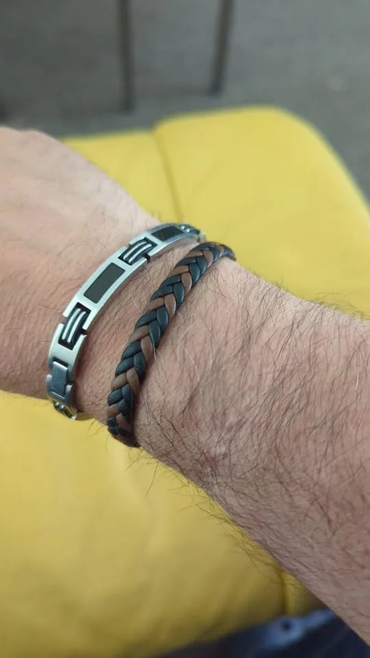 Customer photo review of Bracelet cuir et argent