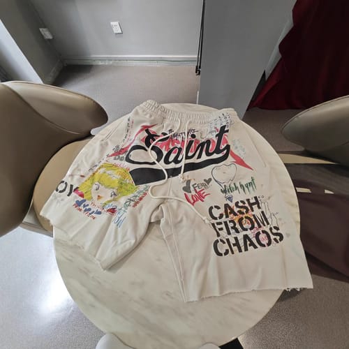 Customer photo review of SAINT MICHAEL X Takashi Murakami  Graff Sweatshort